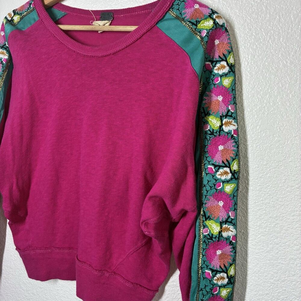 We The Free Shirt Womens XS Pink Floral Embroidered Dolman Sleeve Crop Top - Picture 5 of 16